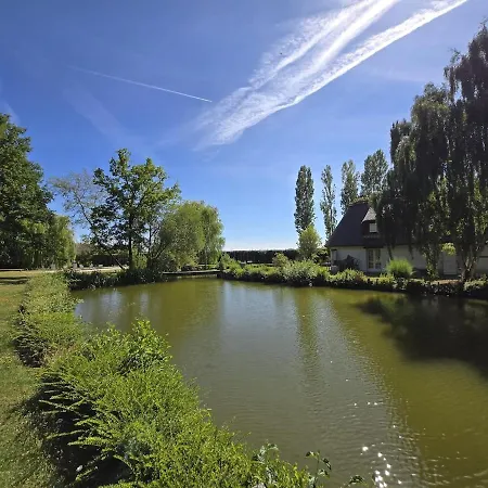 Chaumière Entre Rivière&champs, Piscine Privée Villa Verneuil d'Avre et d'Iton