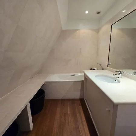 Chaumière Entre Rivière&champs, Piscine Privée *