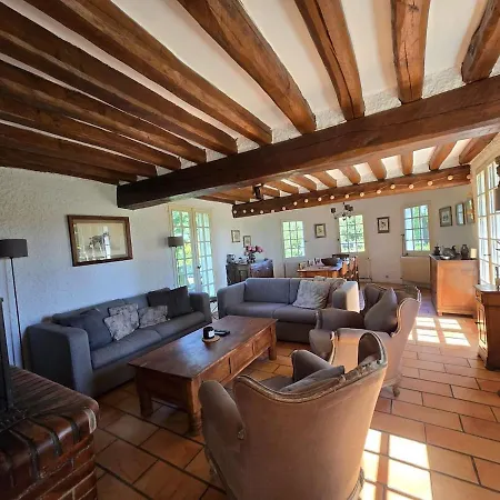 Chaumière Entre Rivière&champs, Piscine Privée Villa *