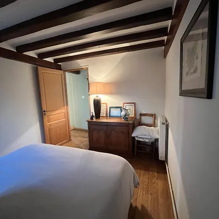 Chaumière Entre Rivière&champs, Piscine Privée Villa