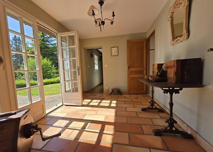 Chaumiere Entre Riviere & Champs, Piscine Privee